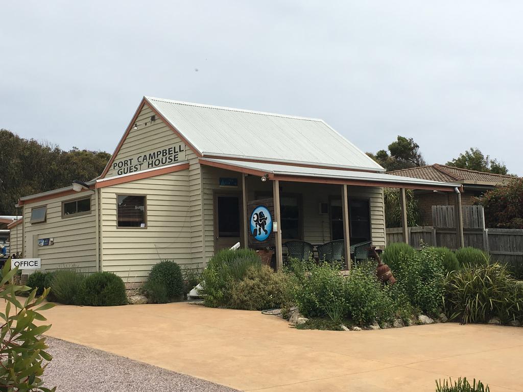 Port Campbell Guesthouse & Flash Packers Exterior photo
